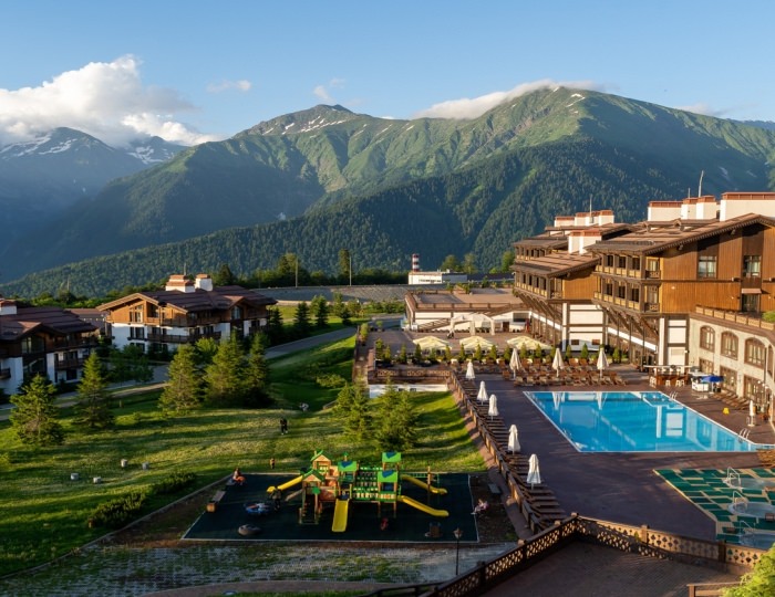 Внешний вид и территория - ГК «Поляна 1389 Отель и СПА»