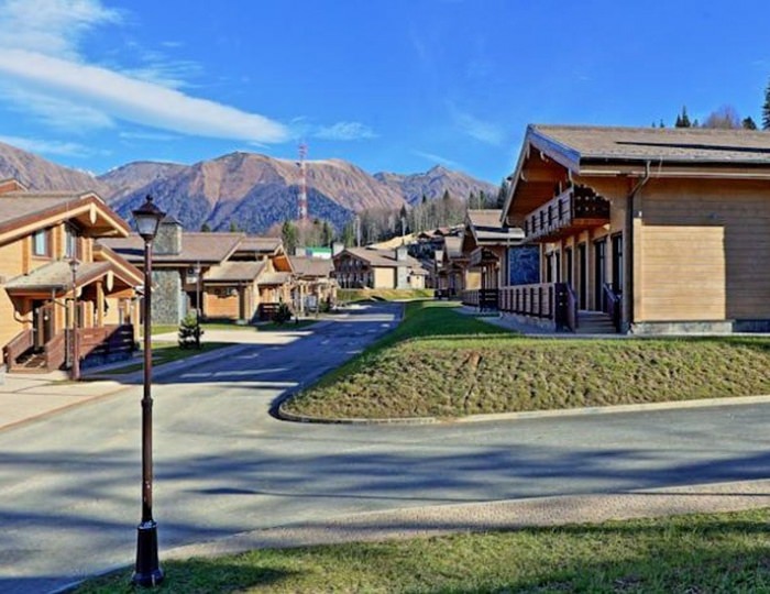 Внешний вид и территория - ГК «Поляна 1389 Отель и СПА»